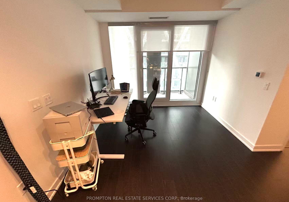 238-simcoe-street-toronto-toronto-ontario-c13664002