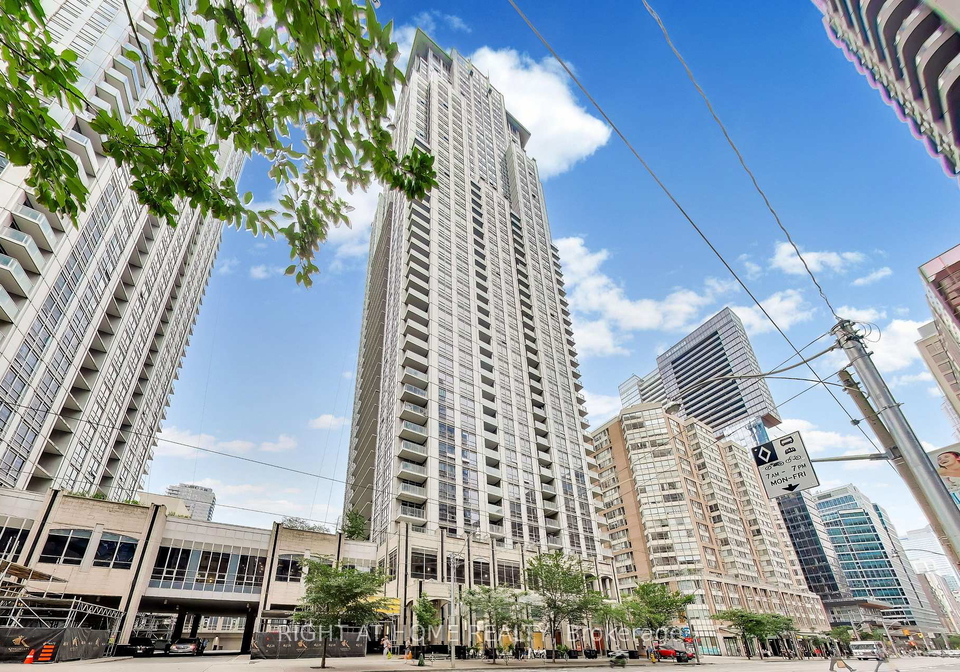 761-bay-street-toronto-toronto-ontario-c13664144