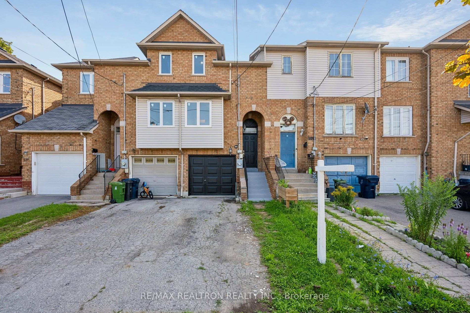 19-warner-avenue-toronto-north-york-ontario-c13664152