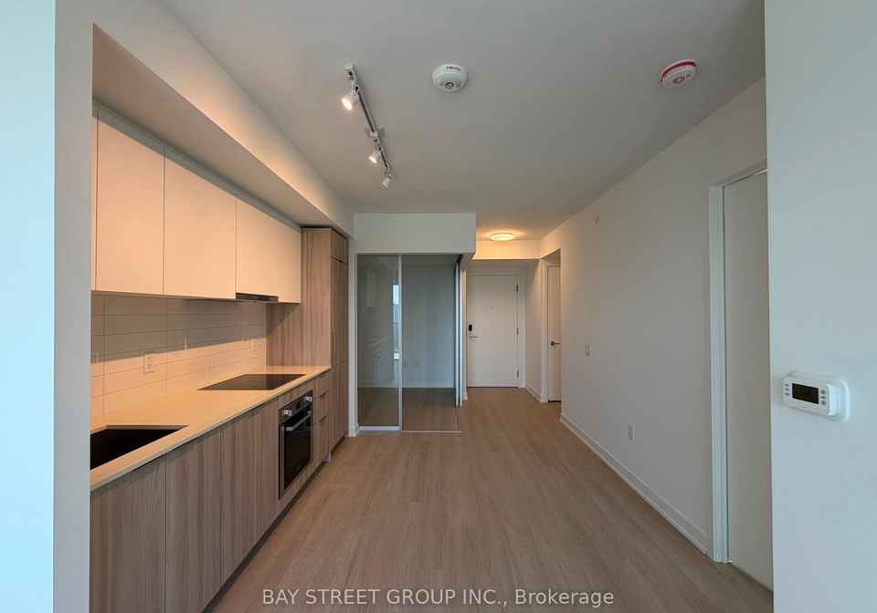 15-david-salomon-drive-toronto-east-york-ontario-c13664338