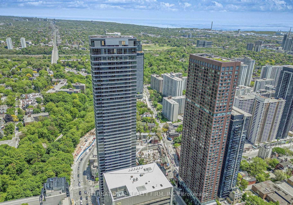 395-bloor-street-e-toronto-toronto-ontario-c13664374