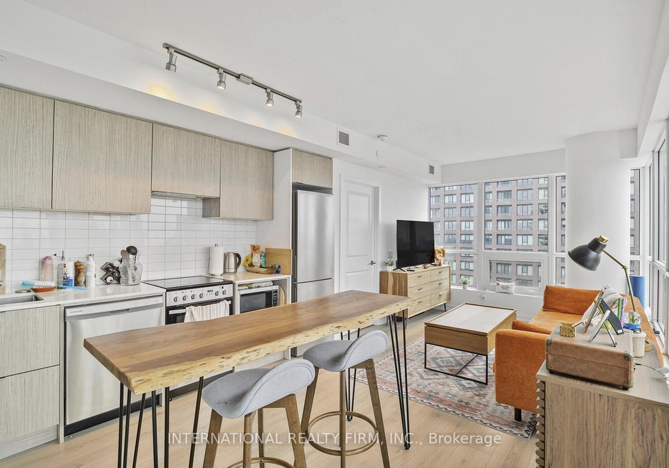 395-bloor-street-e-toronto-toronto-ontario-c13664374