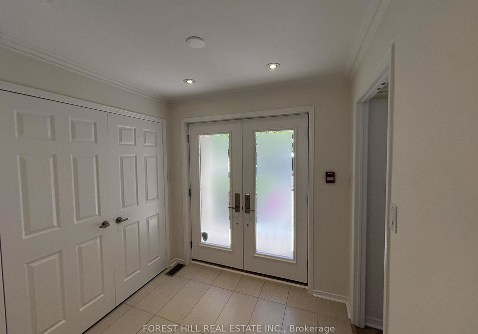 21-lower-village-gate-toronto-toronto-ontario-c13664514