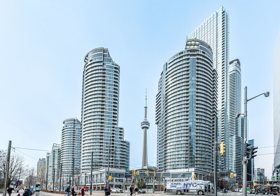 208-queens-quay-w-toronto-toronto-ontario-c13664820
