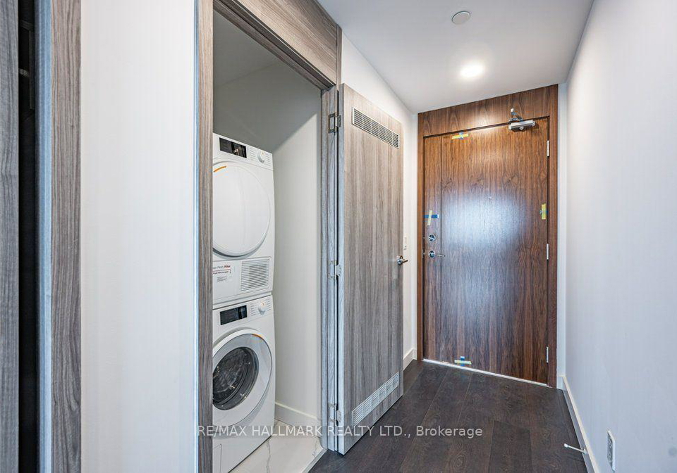 68-esther-shiner-boulevard-toronto-north-york-ontario-c13664986
