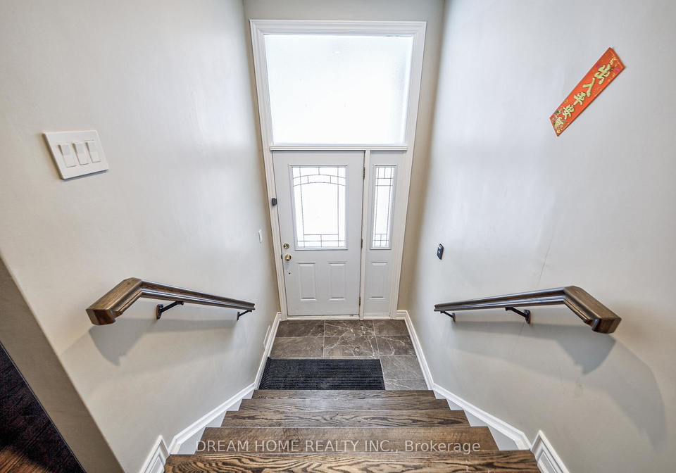 451-kenneth-avenue-toronto-north-york-ontario-c13664996