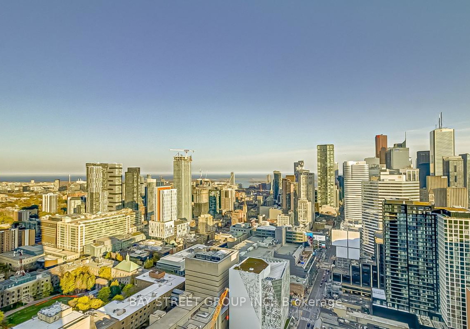 386-yonge-street-toronto-toronto-ontario-c13665046