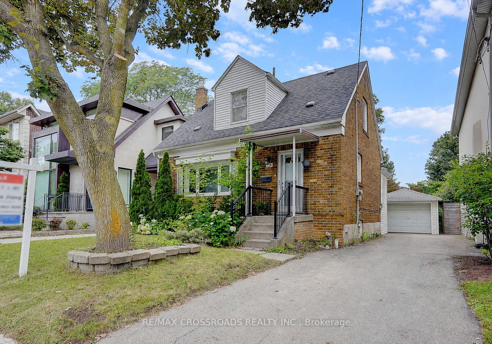 128-leacrest-road-toronto-east-york-ontario-c13665052