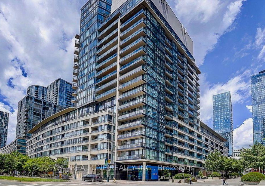 8-telegram-mews-toronto-toronto-ontario-c13665202