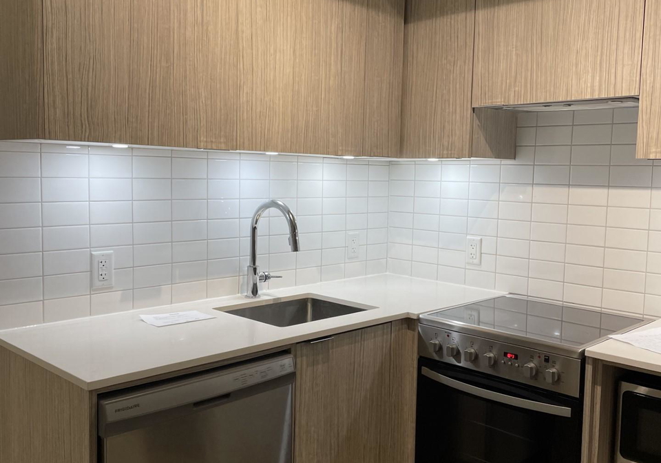 395-bloor-street-e-toronto-toronto-ontario-c13665238