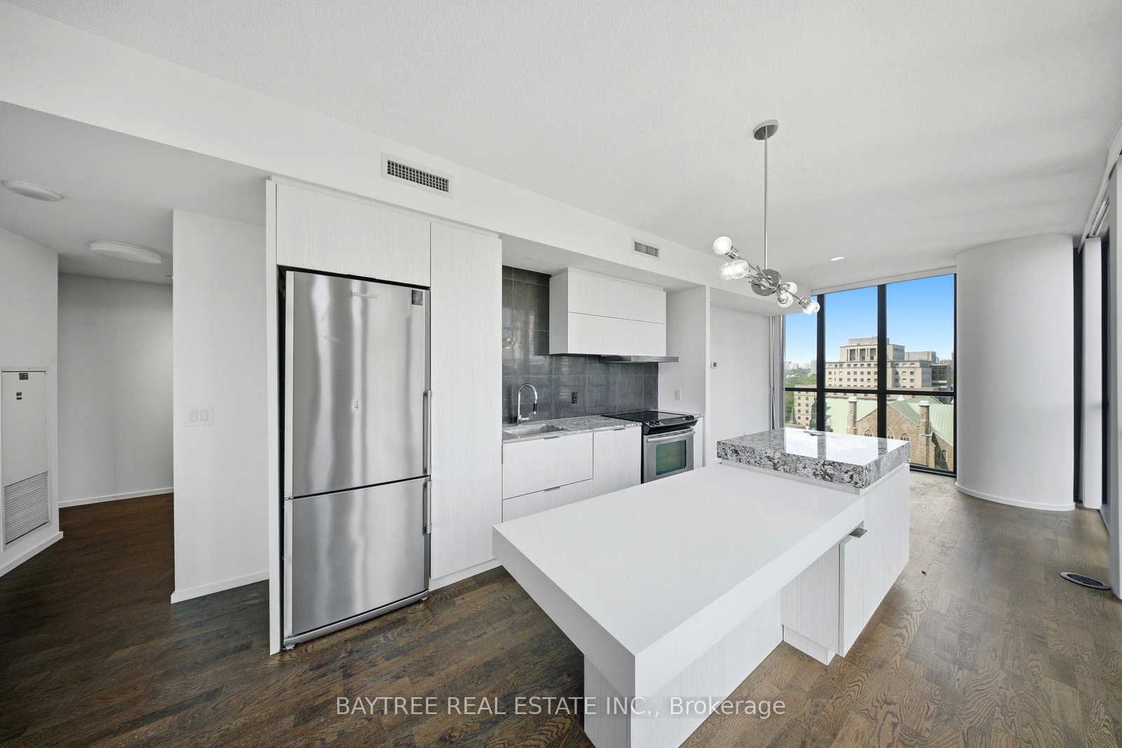 101-charles-street-e-toronto-toronto-ontario-c13665248