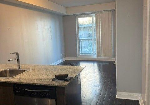 17-kenaston-gardens-toronto-north-york-ontario-c13666026