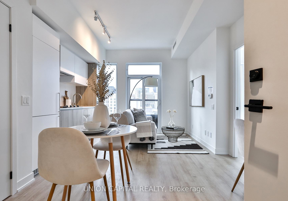 319-jarvis-street-toronto-toronto-ontario-c13666154