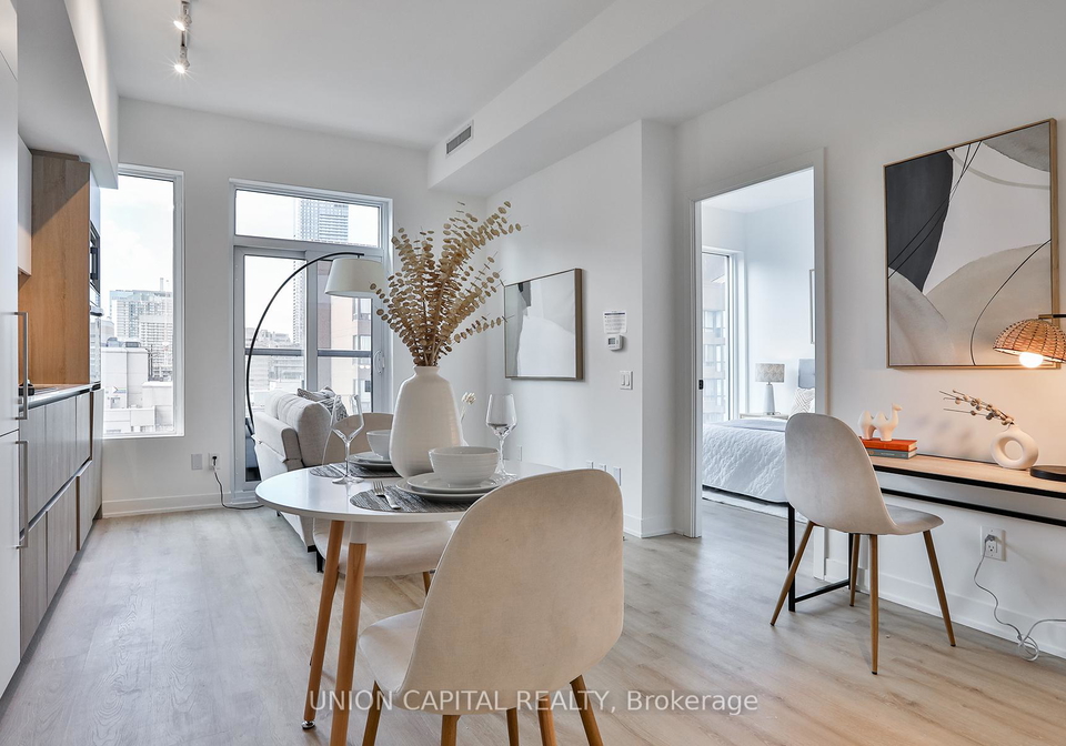 319-jarvis-street-toronto-toronto-ontario-c13666154