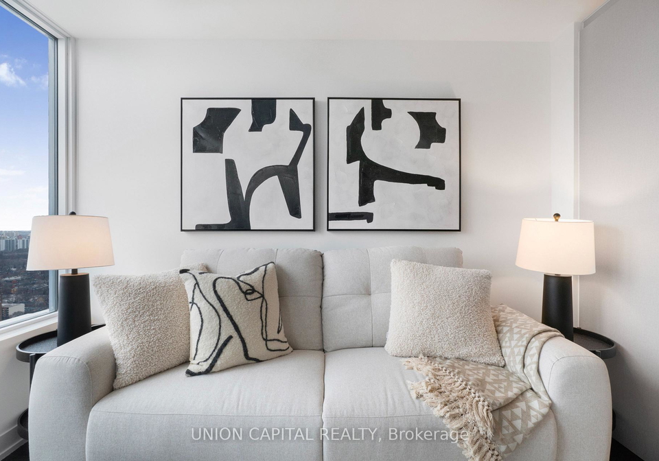 319-jarvis-street-toronto-toronto-ontario-c13666186