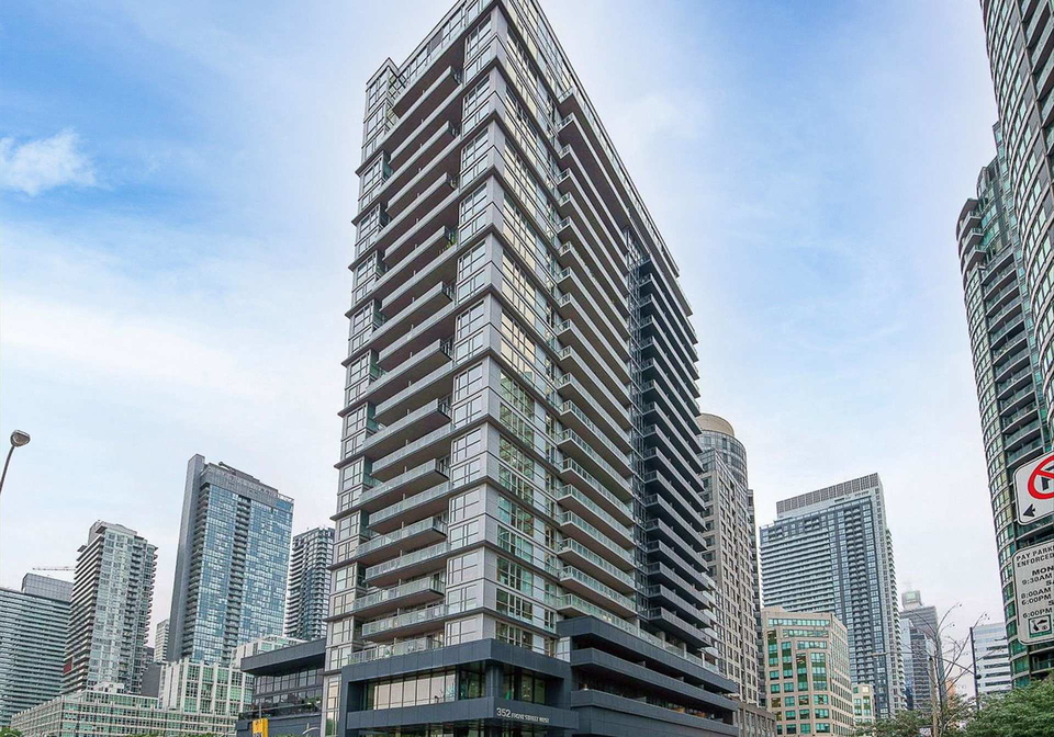 352-front-street-w-toronto-toronto-ontario-c13666238