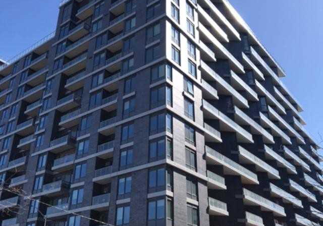 1-edgewater-drive-toronto-toronto-ontario-c13666240