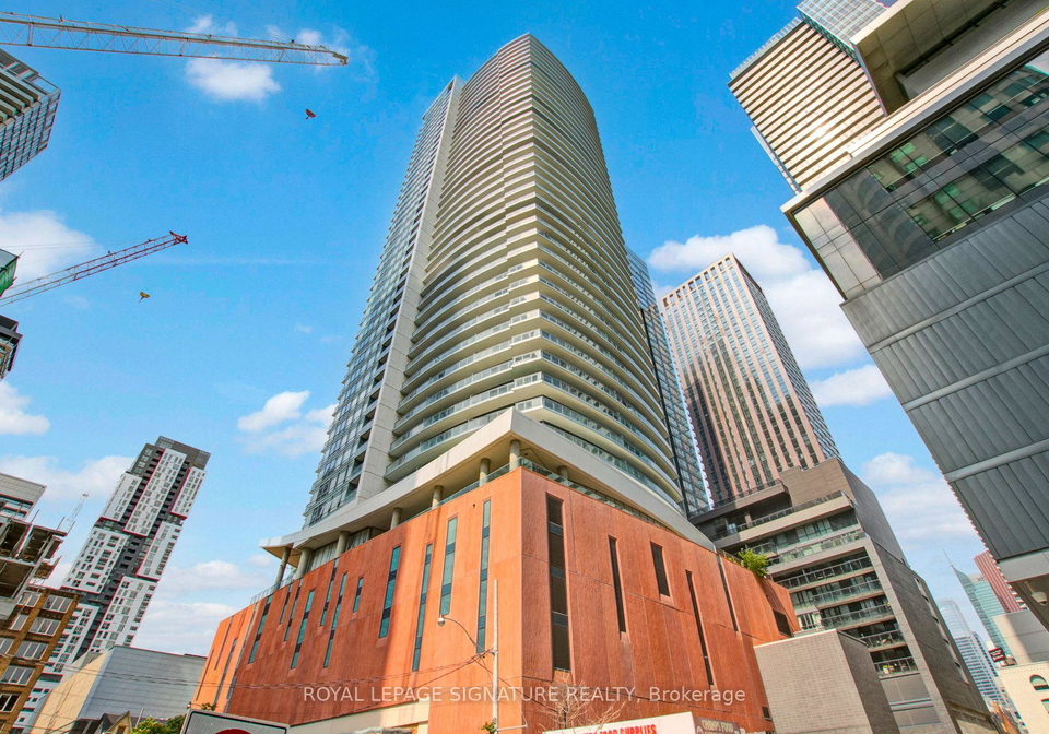 21-widmer-street-toronto-toronto-ontario-c13666272