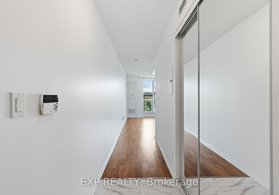 209-fort-york-boulevard-toronto-toronto-ontario-c13666274