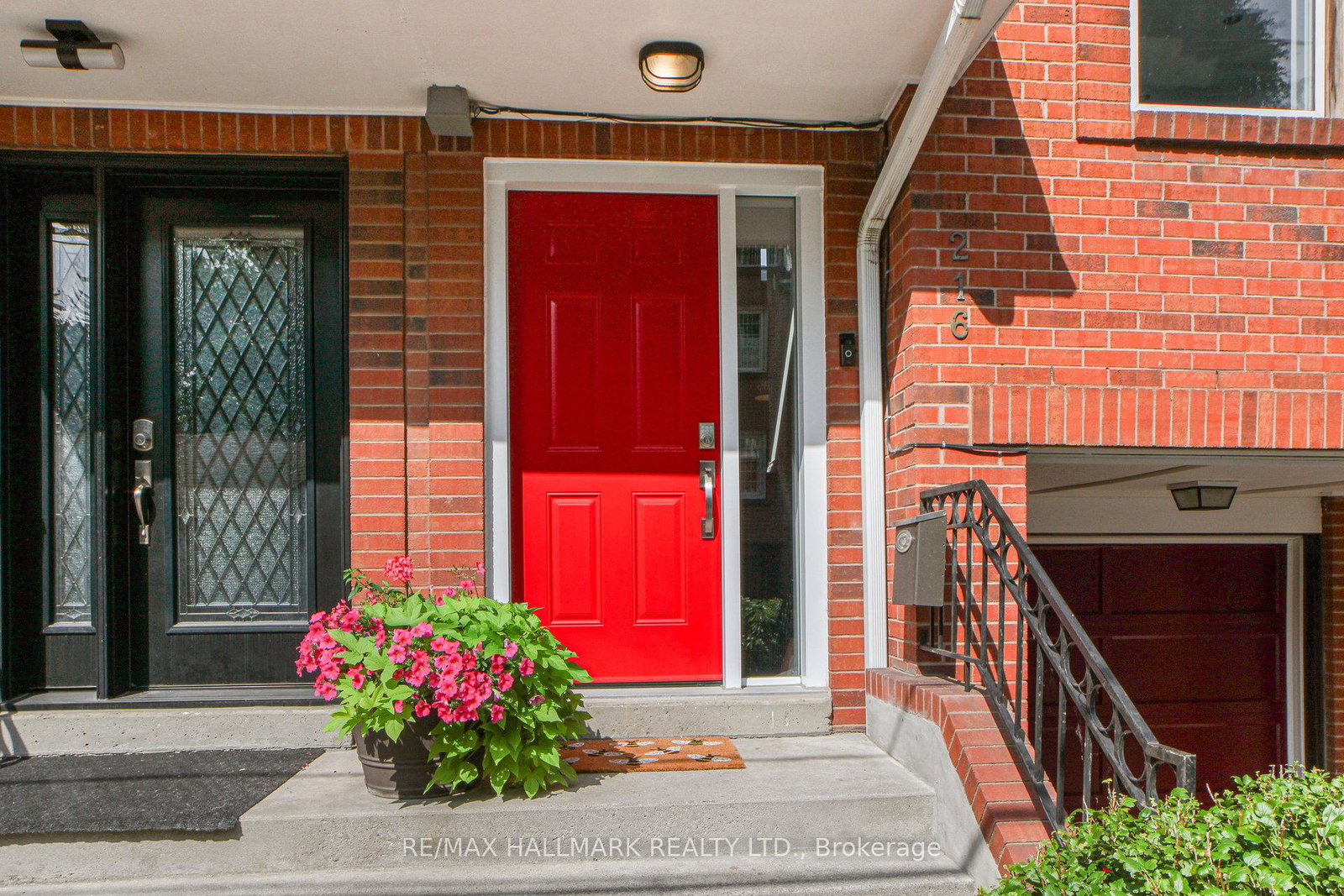 216-milan-street-toronto-toronto-ontario-c13666620