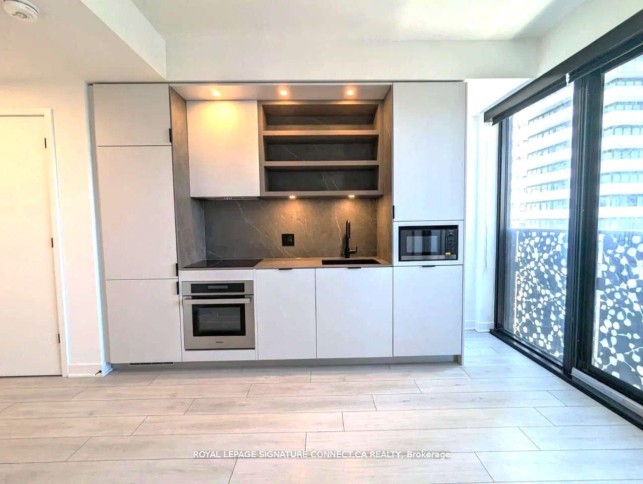 55-charles-street-e-toronto-toronto-ontario-c13666646
