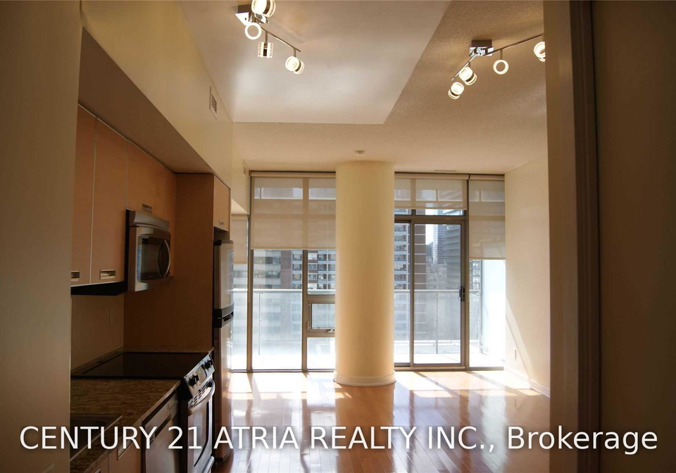 33-charles-street-e-toronto-toronto-ontario-c13666744