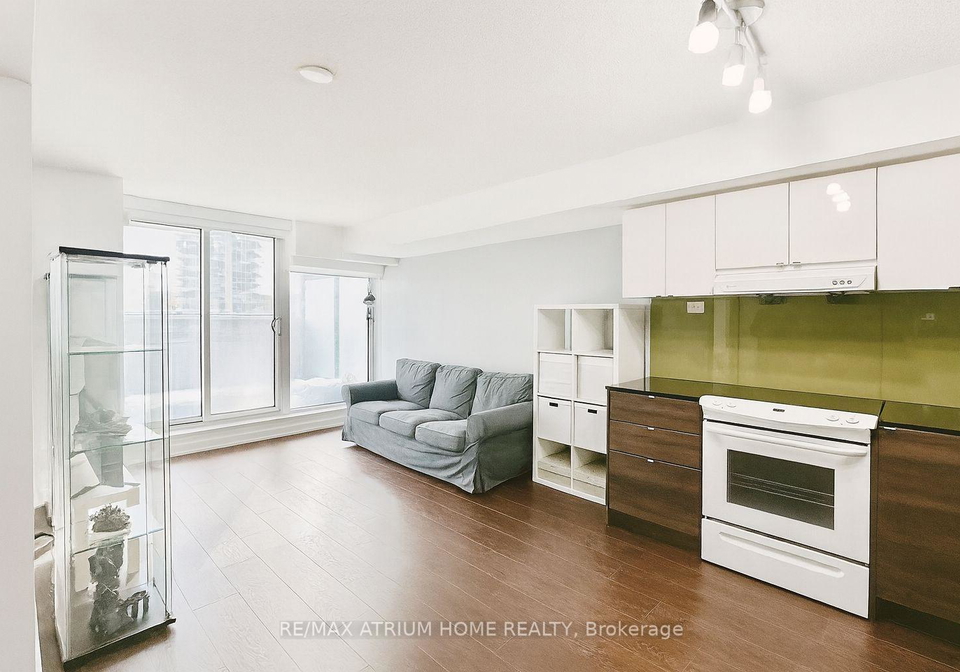 72-esther-shiner-boulevard-toronto-north-york-ontario-c13666796
