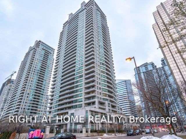 23-hollywood-avenue-toronto-north-york-ontario-c13666832