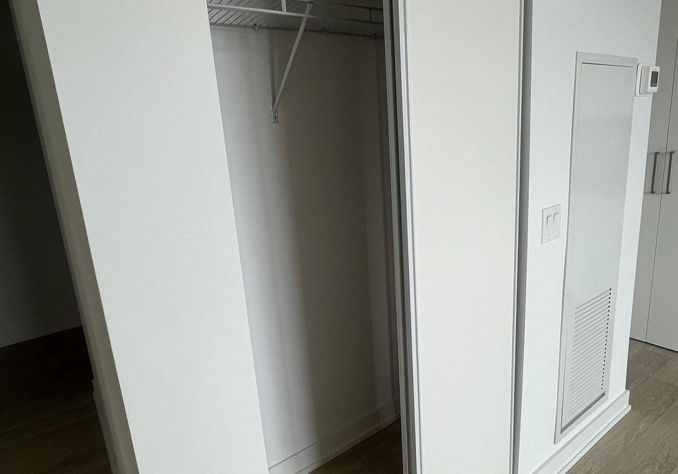 30-tretti-way-toronto-toronto-ontario-c13666898