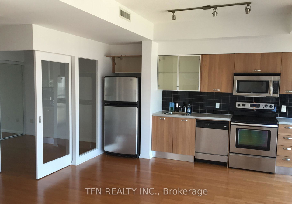37-grosvenor-street-toronto-toronto-ontario-c13666974
