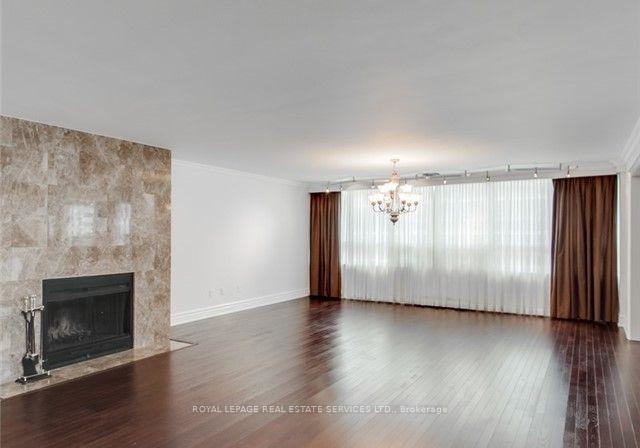 71-charles-street-e-toronto-toronto-ontario-c13667230