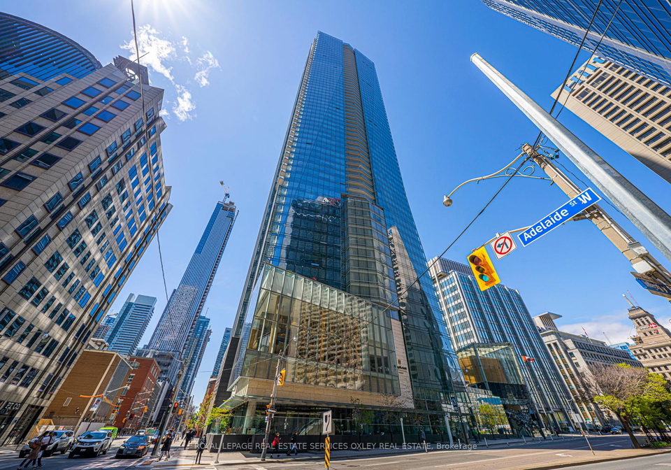 180-university-avenue-toronto-toronto-ontario-c13667638