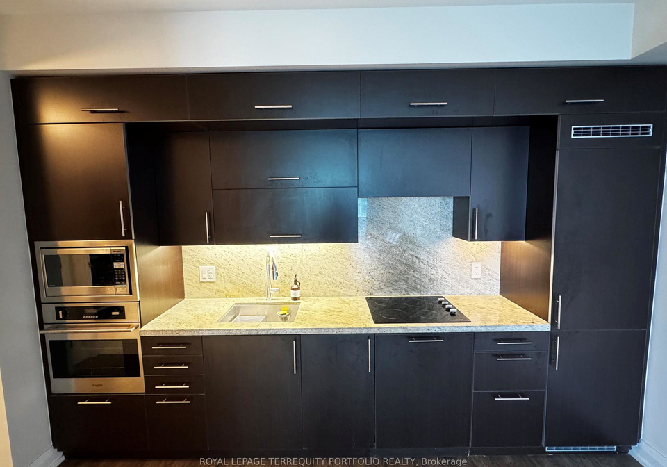 2-anndale-drive-toronto-north-york-ontario-c13667670