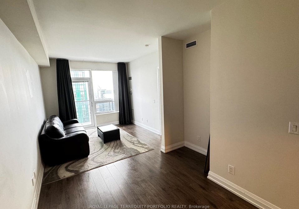 2-anndale-drive-toronto-north-york-ontario-c13667670
