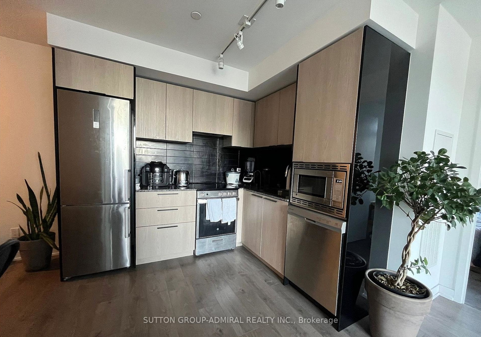 501-yonge-street-toronto-toronto-ontario-c13667748