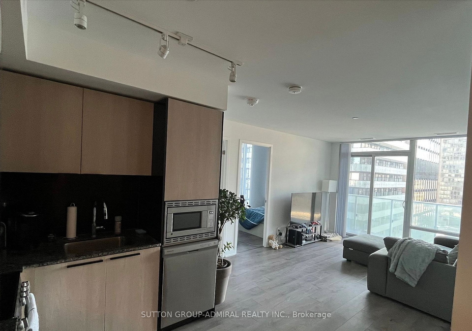 501-yonge-street-toronto-toronto-ontario-c13667748