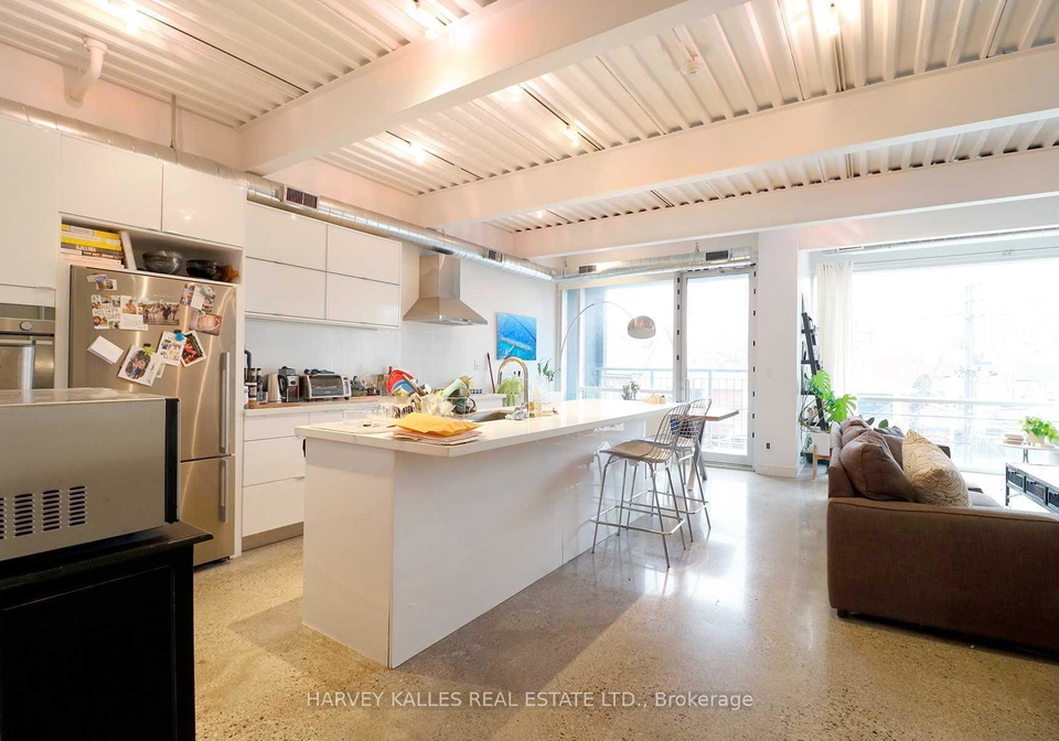 214-bathurst-street-toronto-toronto-ontario-c13668150