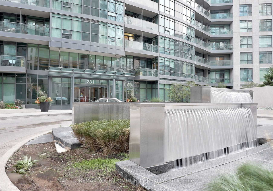 231-fort-york-boulevard-toronto-toronto-ontario-c13668156