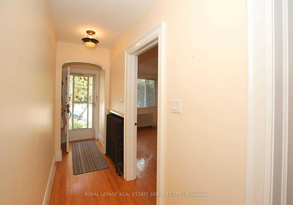 301-davisville-avenue-toronto-toronto-ontario-c13668262