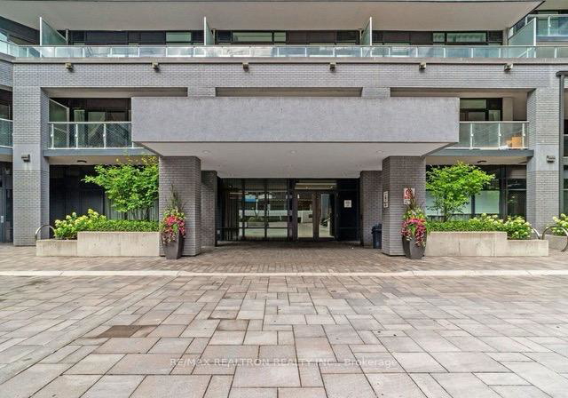 621-sheppard-avenue-e-toronto-north-york-ontario-c13668272