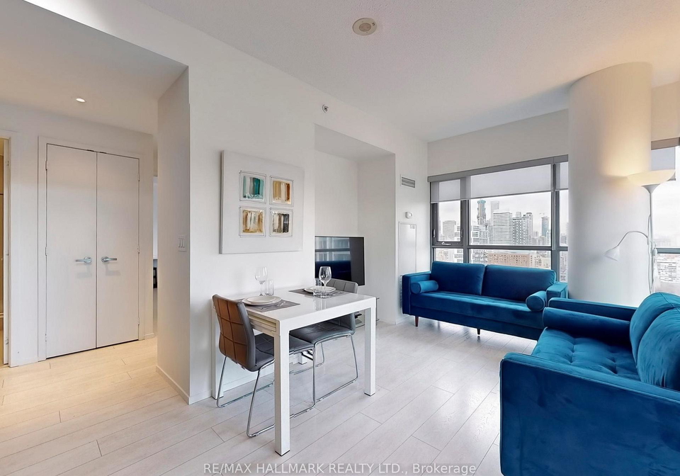 159-dundas-street-e-toronto-toronto-ontario-c13668298