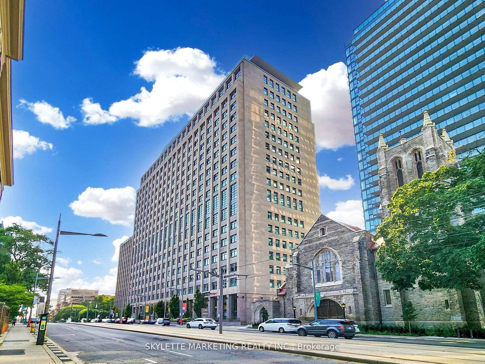 111-st-clair-avenue-w-toronto-toronto-ontario-c13668422
