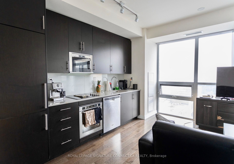 460-adelaide-street-e-toronto-toronto-ontario-c13668590