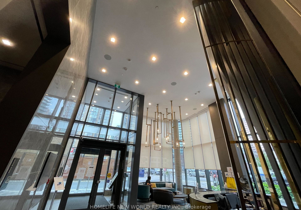 15-holmes-avenue-toronto-north-york-ontario-c13668810