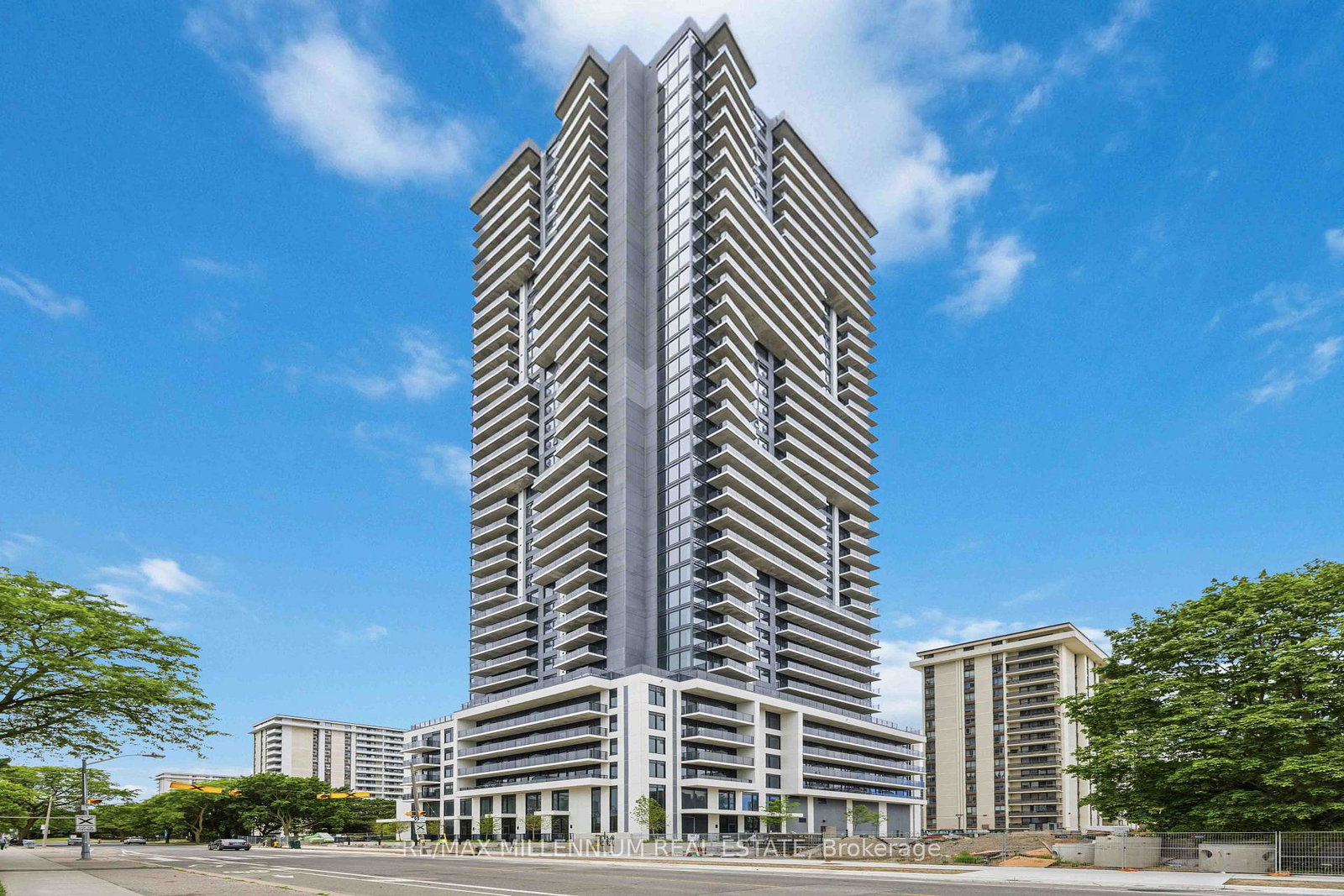 15-salomon-drive-toronto-east-york-ontario-c13668958