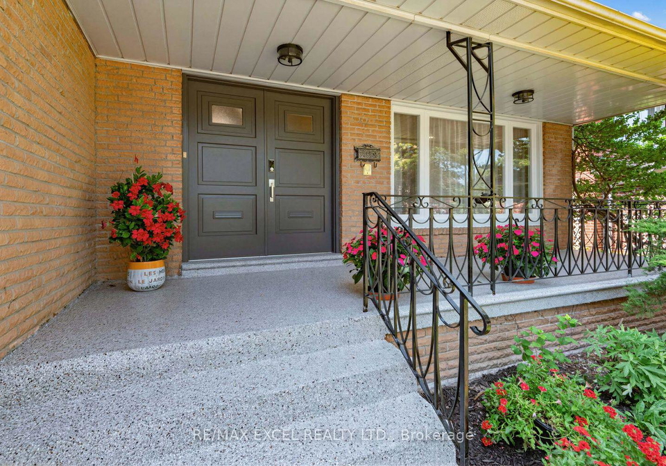 28-robinter-drive-toronto-north-york-ontario-c13669048