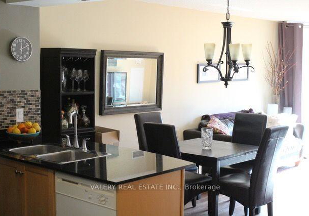 313-richmond-street-e-toronto-toronto-ontario-c13669144