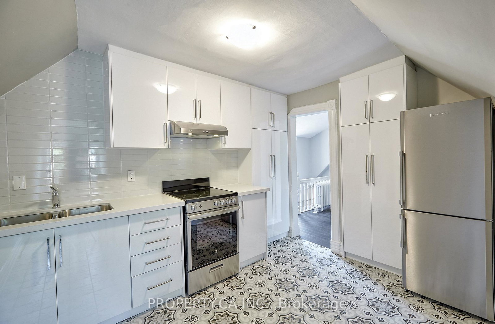 345-gladstone-avenue-toronto-toronto-ontario-c13669266
