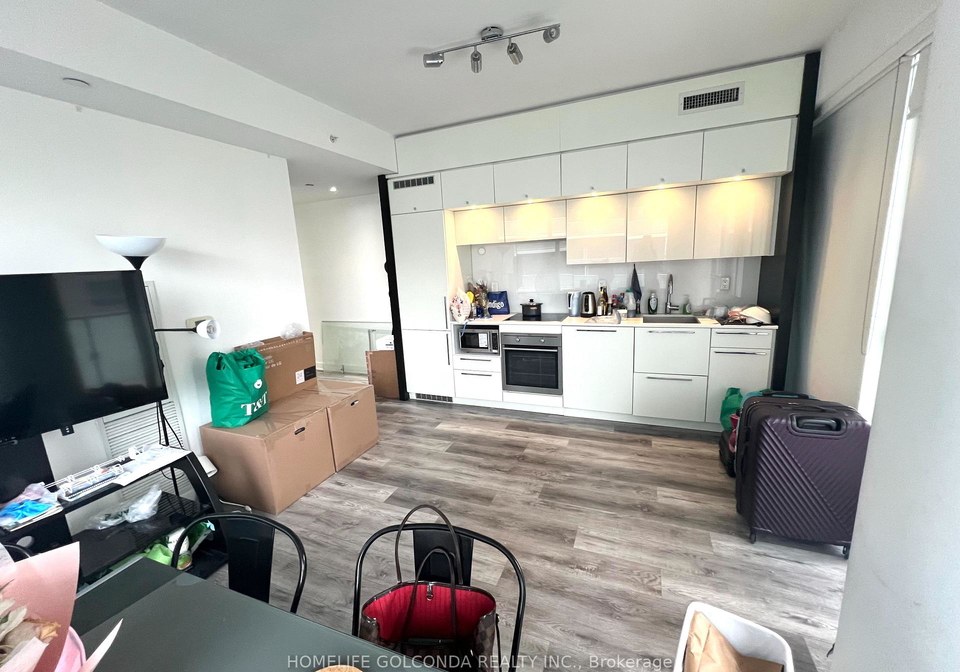15-grenville-street-toronto-toronto-ontario-c13669352