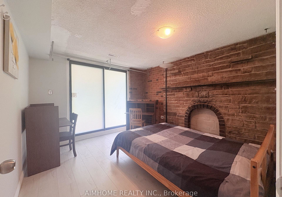 70-micmac-crescent-toronto-north-york-ontario-c13669456